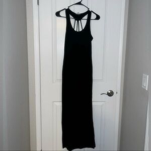 Zenana Outfitters Black Sleeveless Maxi Dress